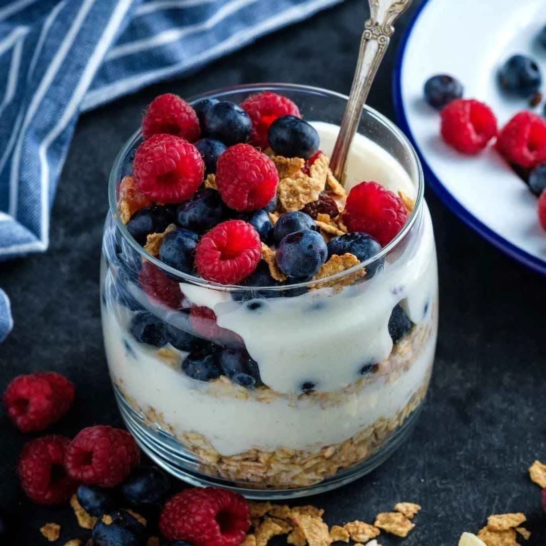 Yogur griego con granola